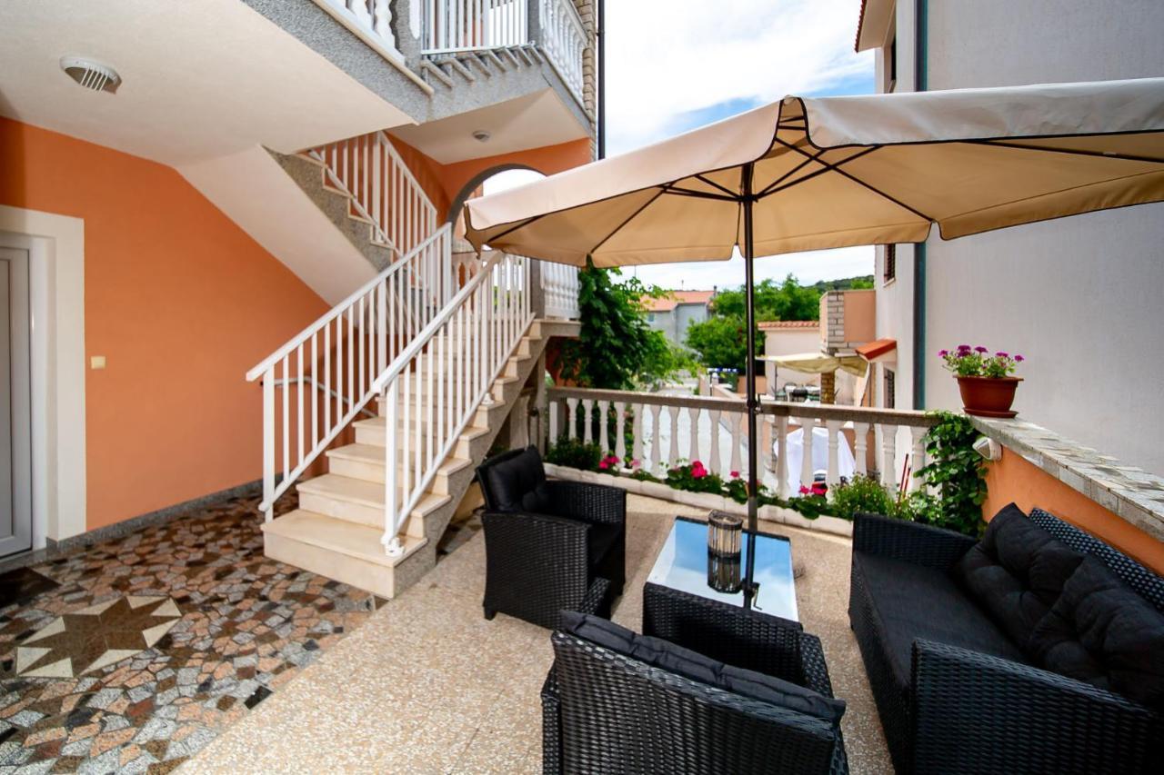 Kastell Apartments Lopar Dış mekan fotoğraf