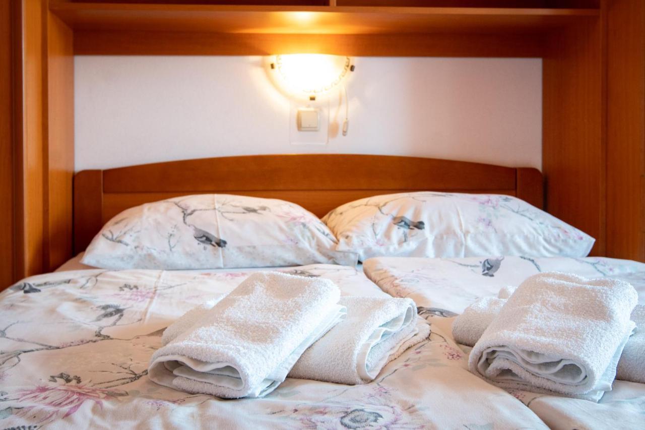 Kastell Apartments Lopar Dış mekan fotoğraf